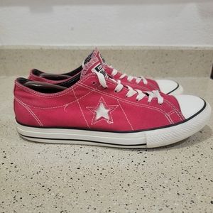 Converse Chuck Taylor One Star Women's Size 11 Red Low Top Canvas Sneakers Shoes